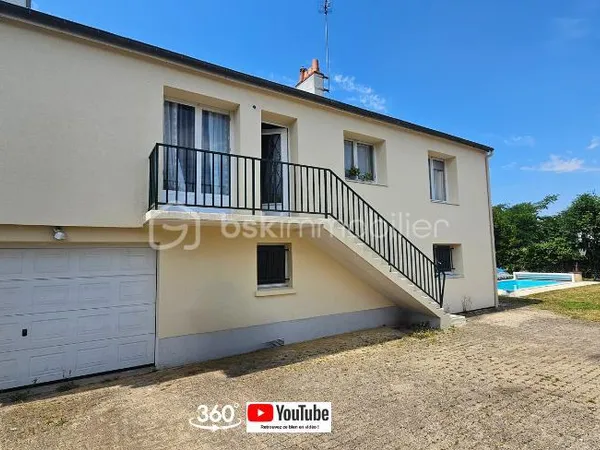 Maison sur sous sol avec piscine