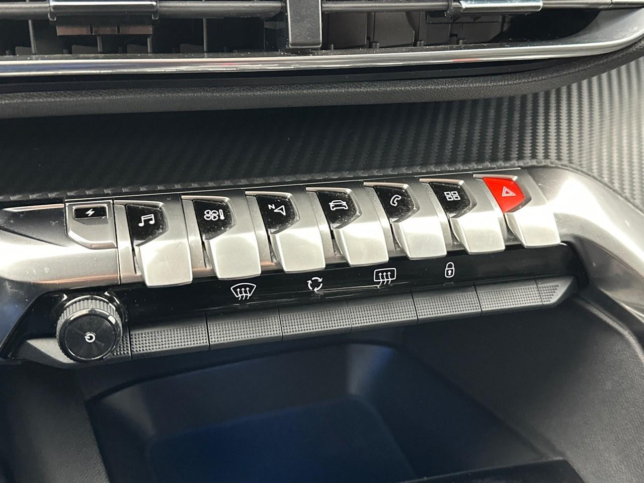 Peugeot 3008 hybrid 225 e-eat8 allure — photo 29