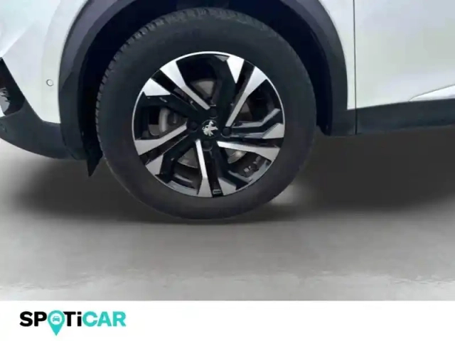 Peugeot 2008 1.2 puretech 130ch s&amp;s gt eat8 — photo 11