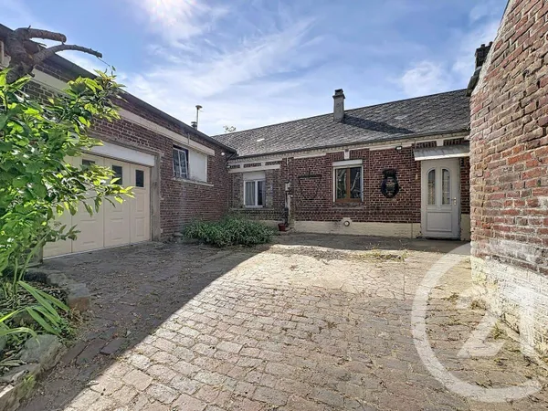 Maison 8 pièces 189 m²