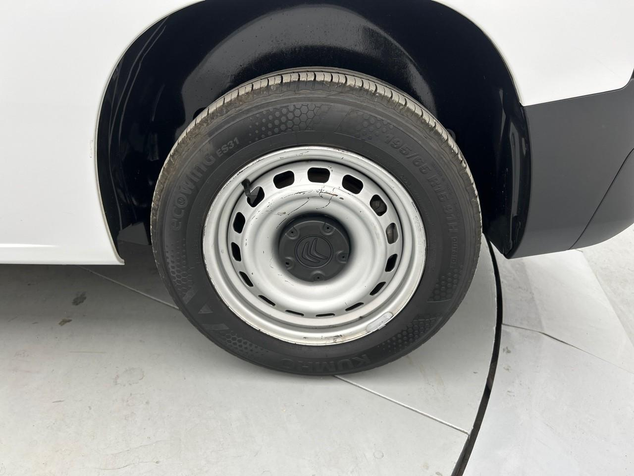 Citroën Berlingo van m 650 bluehdi 100 s&s bvm6 club — photo 16