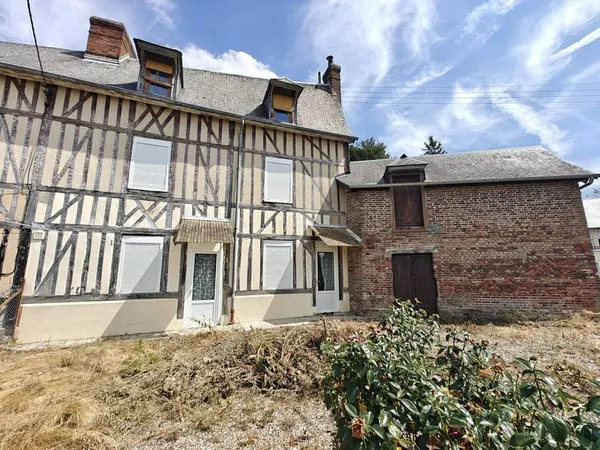 Immeuble 300 m²