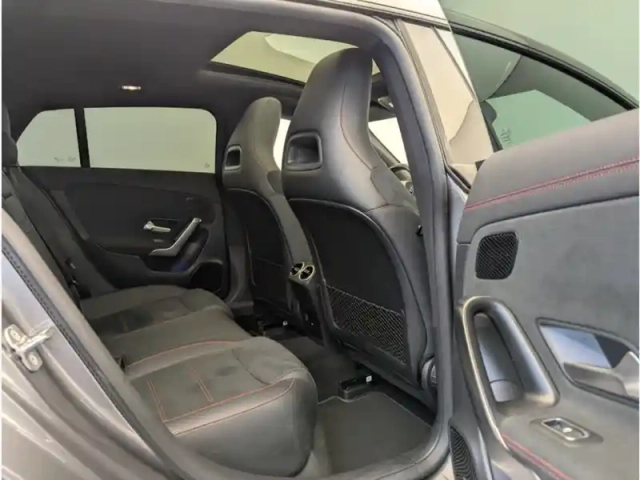 Mercedes Cla 250 e hybrid eq amg line — photo 15