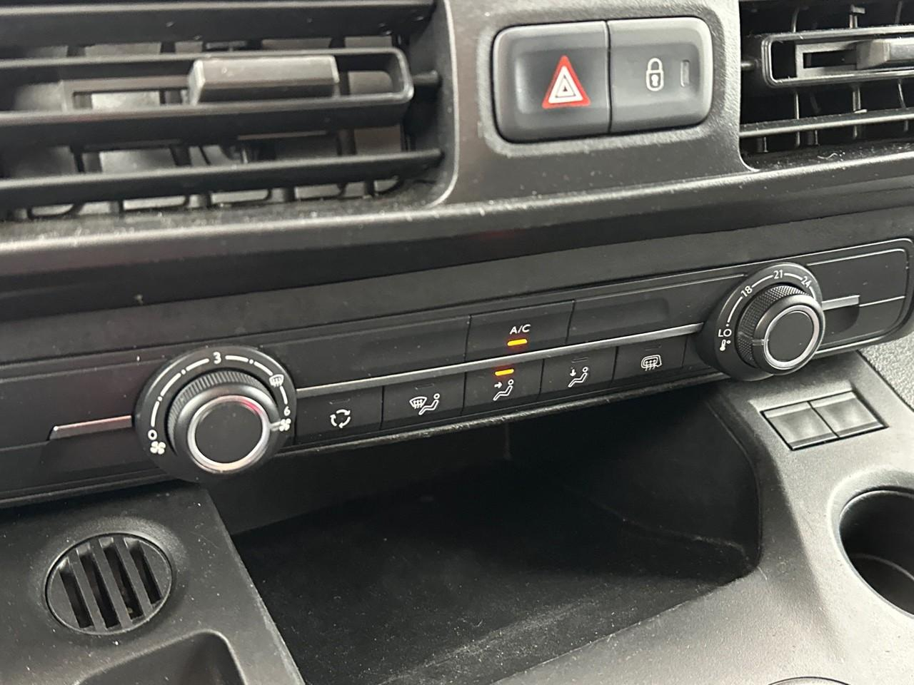 Citroën Berlingo van m 650 bluehdi 100 s&s bvm5 driver — photo 27