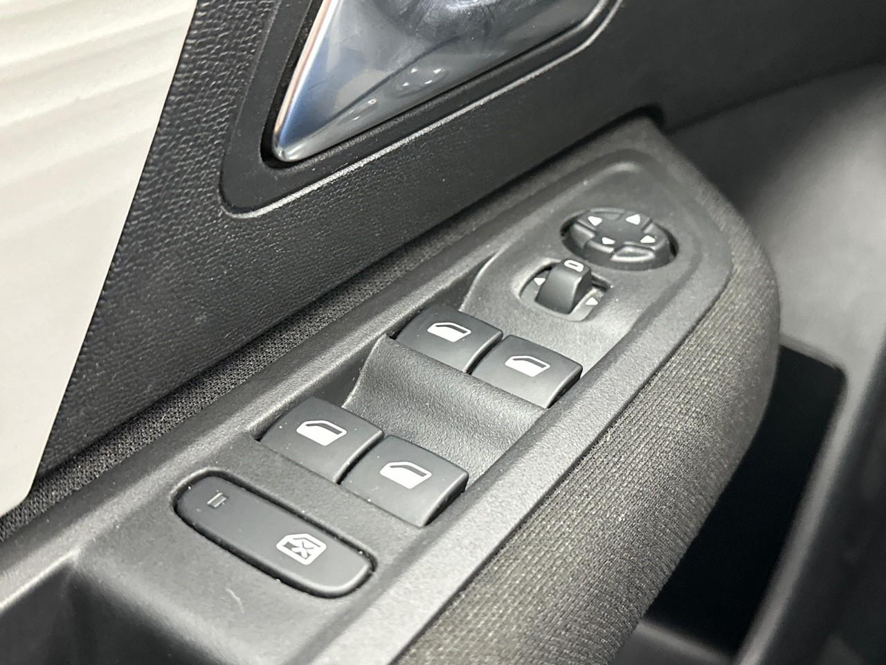Citroën C4 puretech 100 s&s bvm6 feel — photo 15