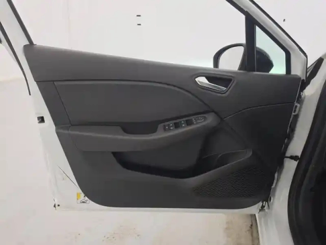 Renault Clio tce 90 — photo 41