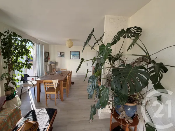 Appartement 5 pièces 75 m²