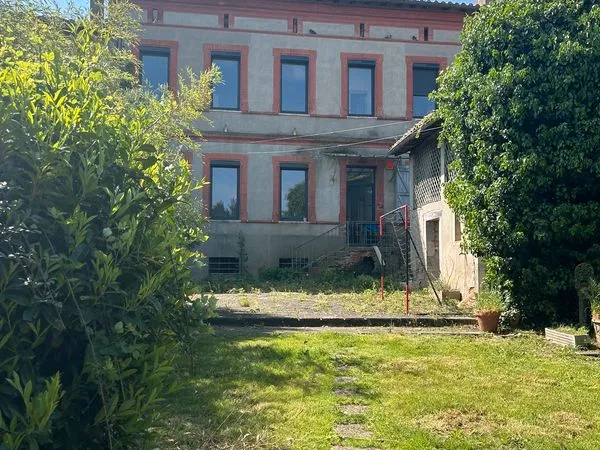 Maison 245m2 au centre de Rieumes