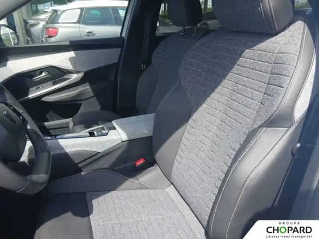 Peugeot 5008 hybrid 145 ch e-dcs6 — photo 11