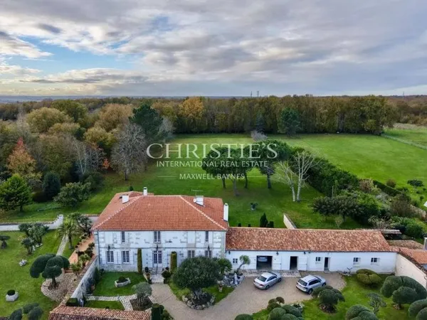 Maison de luxe 12 pièces 400 m²