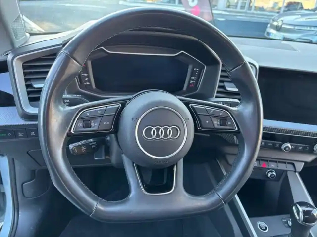 Audi A1 allstreet 30 tfsi 110 ch s tronic 7 — photo 26