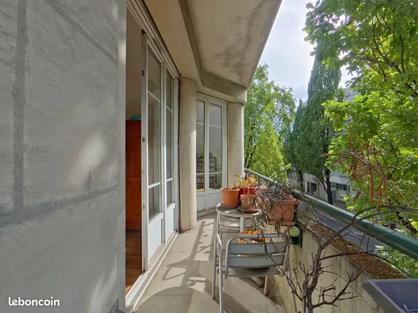 Talensac - Ile de Versailles, Appartement T3/T4, lumineux, étage avec ascenseur, charme de l'ancien,