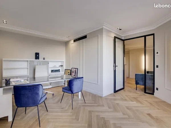 Location de bureaux meublés et climatisés - Champs Elysées - 75008
