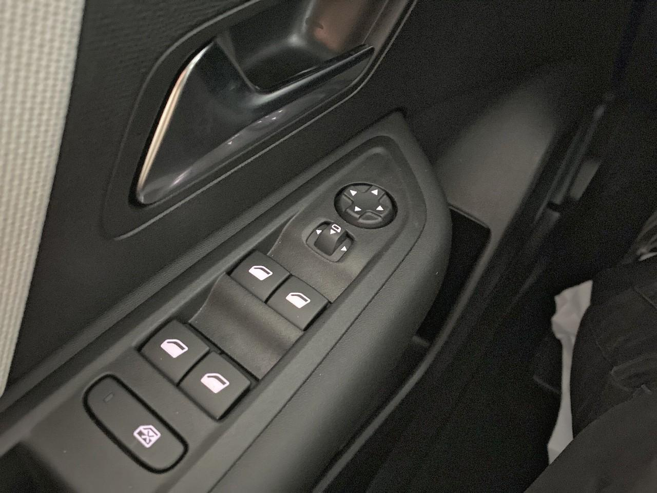 Citroën C4 hybride 145 ch e-dcs6 max — photo 20