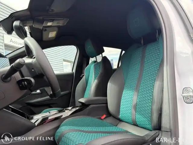 Peugeot 208 e- 136ch 50 kwh envy — photo 9