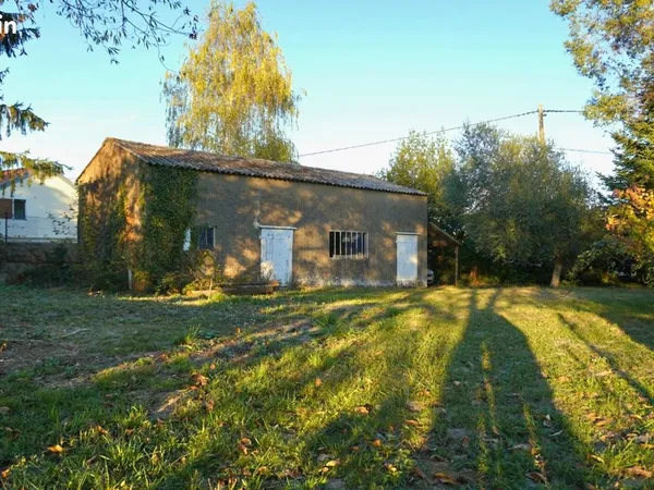 Terrain · 485 m²