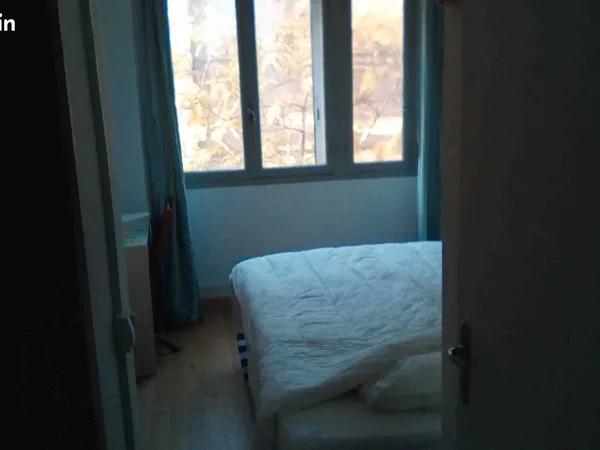 Chambre à louer dans appartement Nice ouest proche mer, pour étudiant(e)