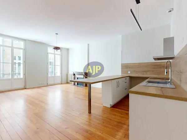 Quartier Saint-Pierre - T3 de 79m2 avec terrasse