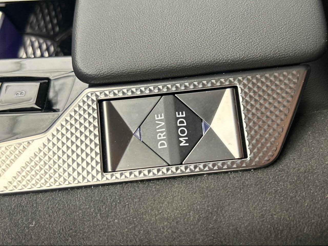 Ds Ds 4 hybride e-tense 225 eat8 performance line — photo 22