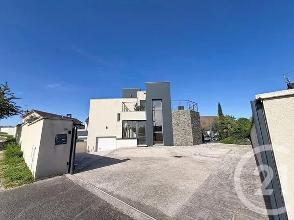 Maison 6 pièces 151 m²