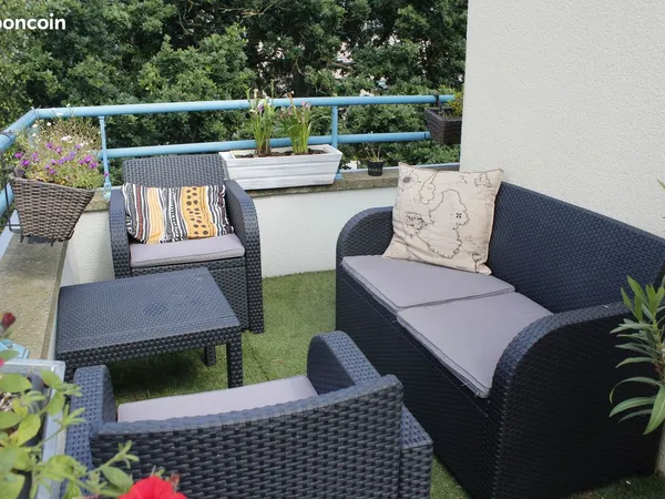 Appartement T3 meublé de 63 m² (+ 23 m² de terrasse) avec parking