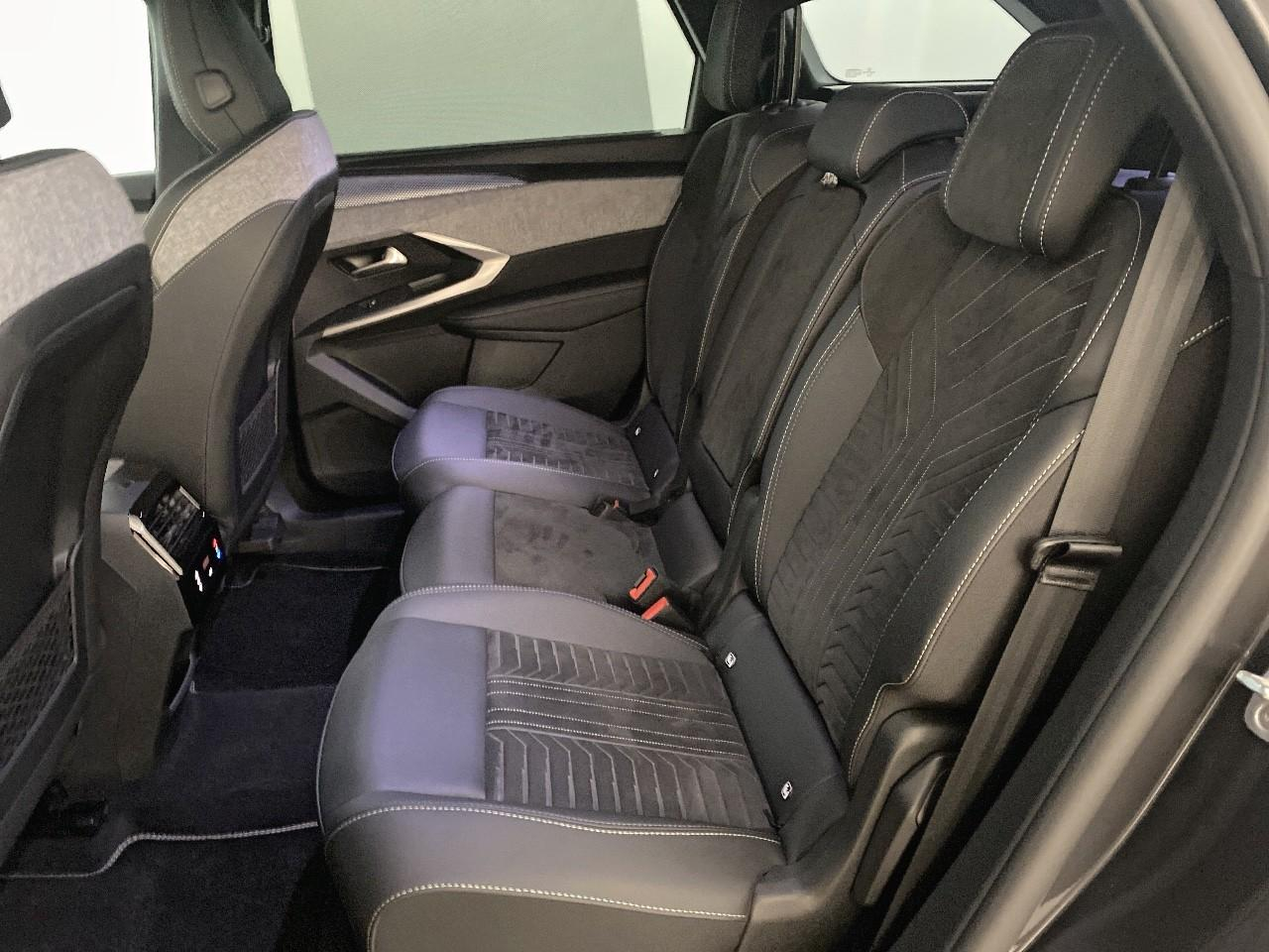 Peugeot 5008 hybrid 145 ch e-dcs6 gt — photo 10