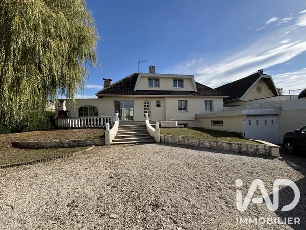 Maison 5 pièces 157 m²