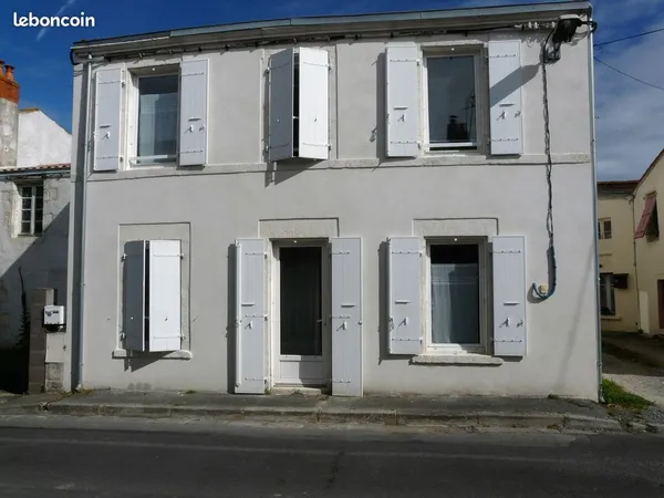 Maison charentaise avec chai 189 m2 + chai aménagé