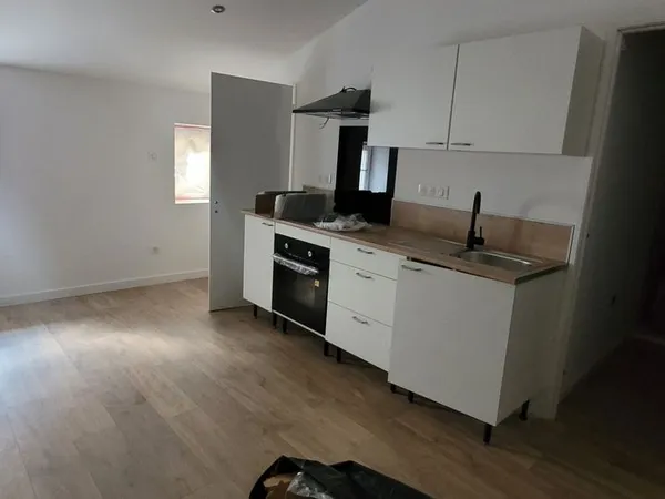 T3 entierement rénové de 58m²