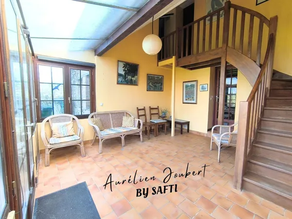 Maison de campagne de 125 m² + grange attenante