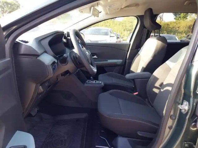 Dacia Jogger eco-g 120 auto 7 pl — photo 9