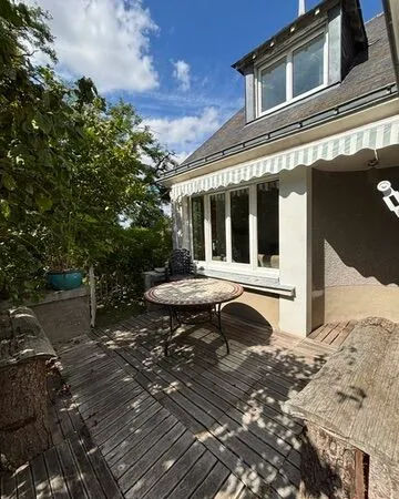 La Bohalle, vue sur Loire, maison de charme meublée de 125 m2 avec terrasse et parking