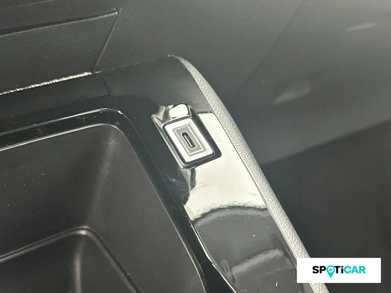 Peugeot 208 1.2 100ch s&s style — photo 17