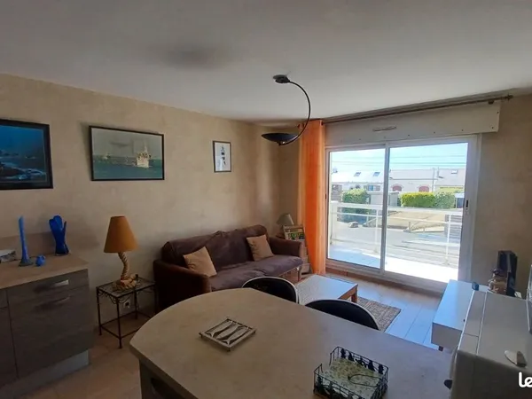 Location T2 meublé vue mer