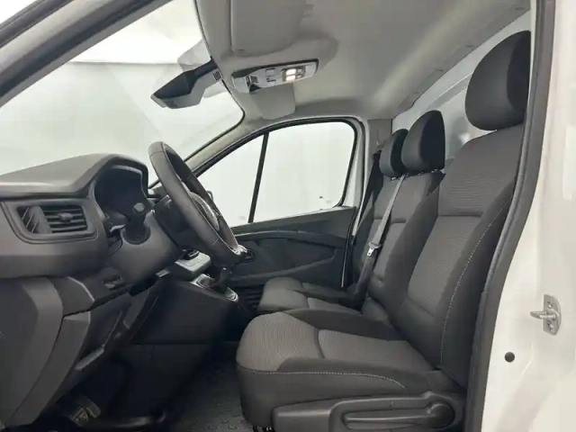 Renault Trafic fg blue dci 130 l1h1 3t gsr2 — photo 9