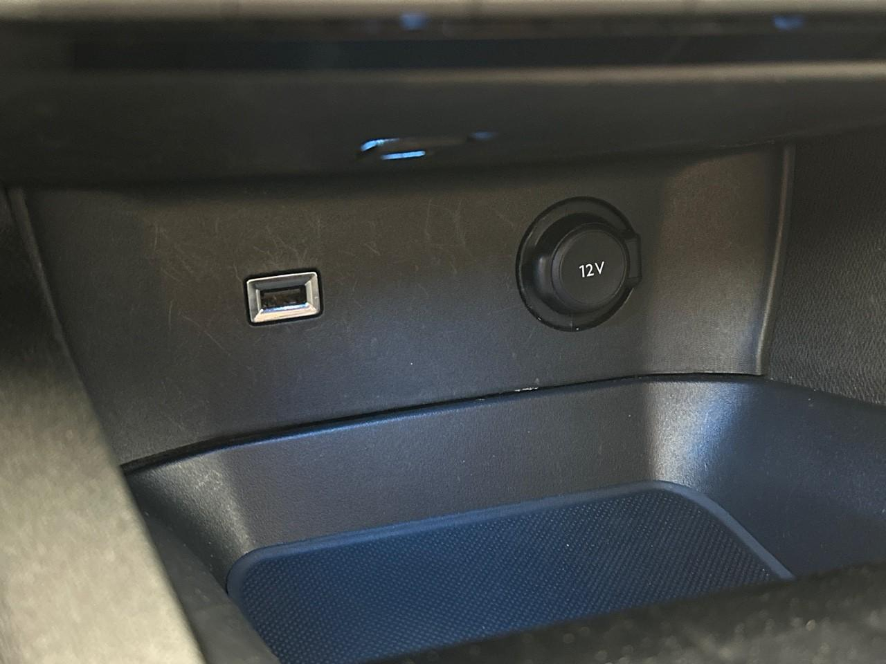 Peugeot 3008 puretech 130ch s&s bvm6 style — photo 28