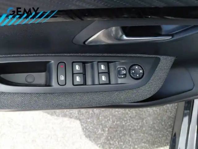 Peugeot 208 puretech 100 s&amp;s bvm6 — photo 16