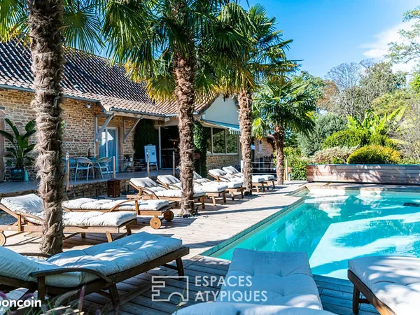 Propriété 12 pièces 315 m²