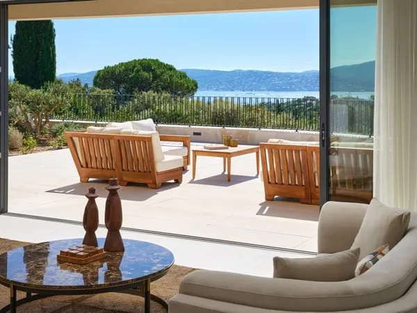 Villa provençale avec vue panoramique sur la mer