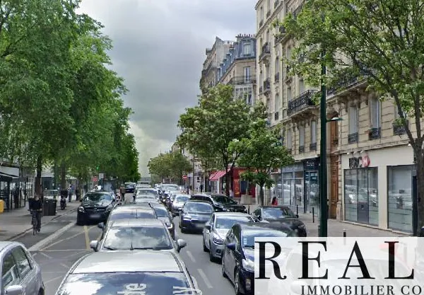 Local commercial 70 m²