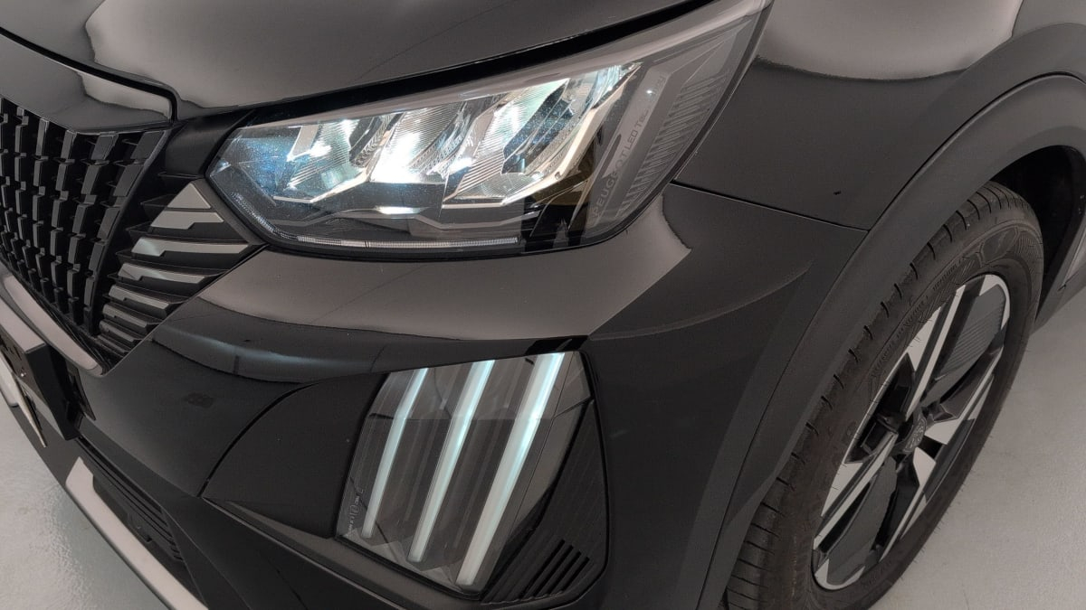 Peugeot 2008 — photo 18