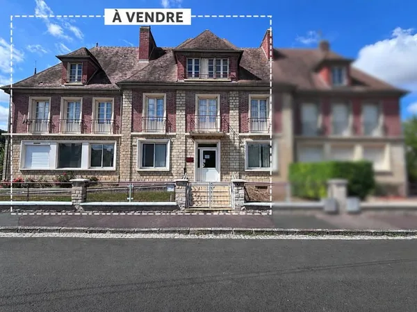 Bel immeuble de standing comprenant un grand appartement de