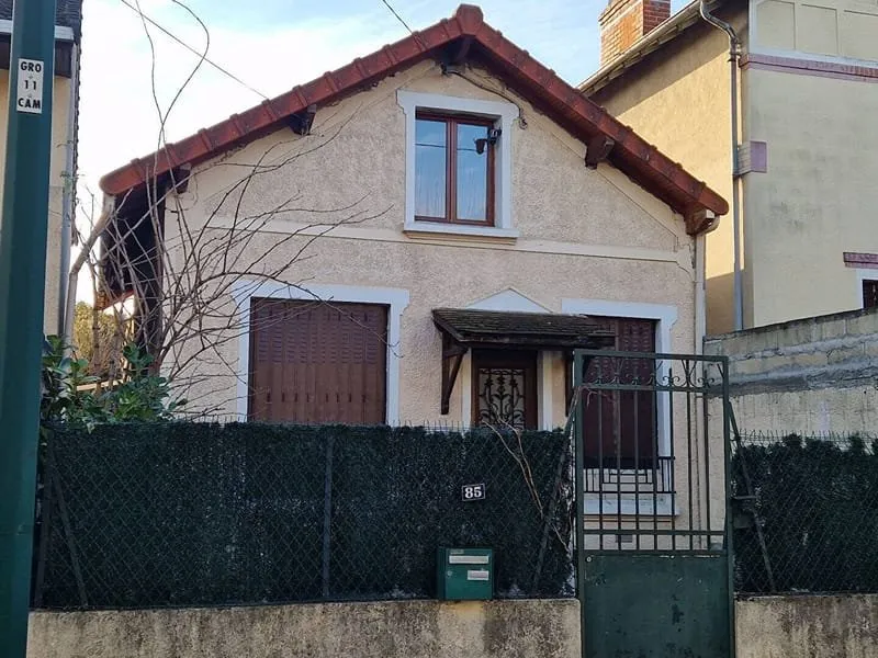 Photo 1