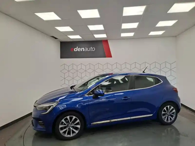 Renault Clio e-tech 140 - 21 — photo 13