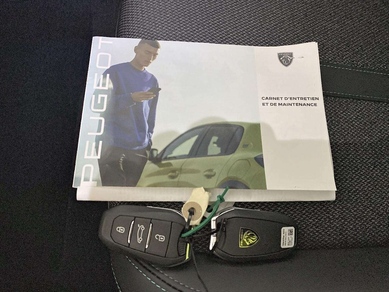 Peugeot 408 electrique 58 kwh 210 ch allure — photo 18