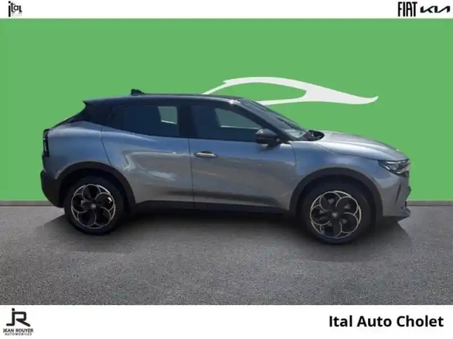 Alfa Romeo Junior elettrica 156ch techno — photo 4