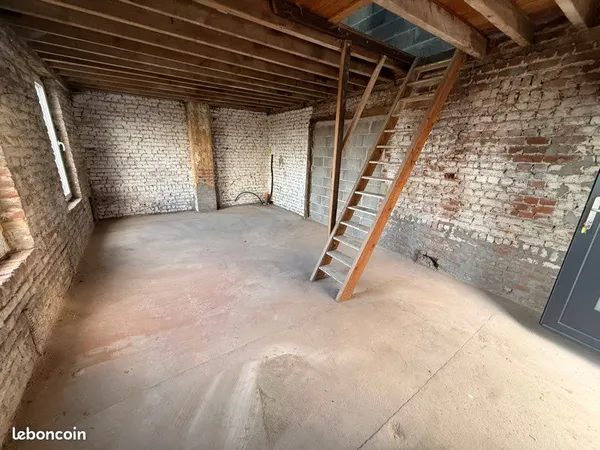 Duplex hors copropriété + parking