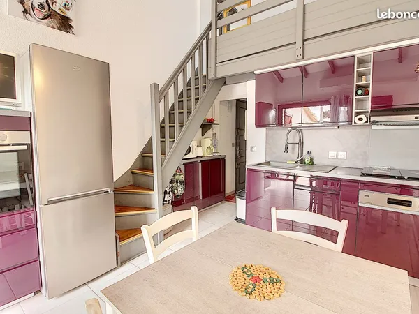T3 Rénové 42m² + Clim - Terrasse & Parking - Sept à Juin