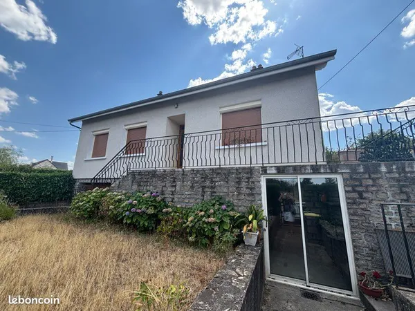 Maison individuelle sur terrain clos