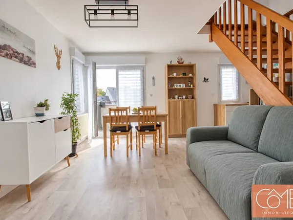 APPARTEMENT TYPE 3 EN DUPLEX DE 54,76M² (60,72M² AU SOL) DEUX CHAMBRES - BALCON - PARKING 35700 RENN